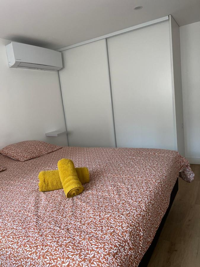 La Dream Night Apartment ปงโตล-กงโบล ภายนอก รูปภาพ
