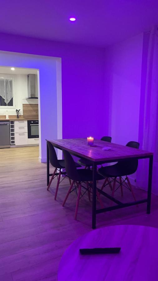 La Dream Night Apartment ปงโตล-กงโบล ภายนอก รูปภาพ