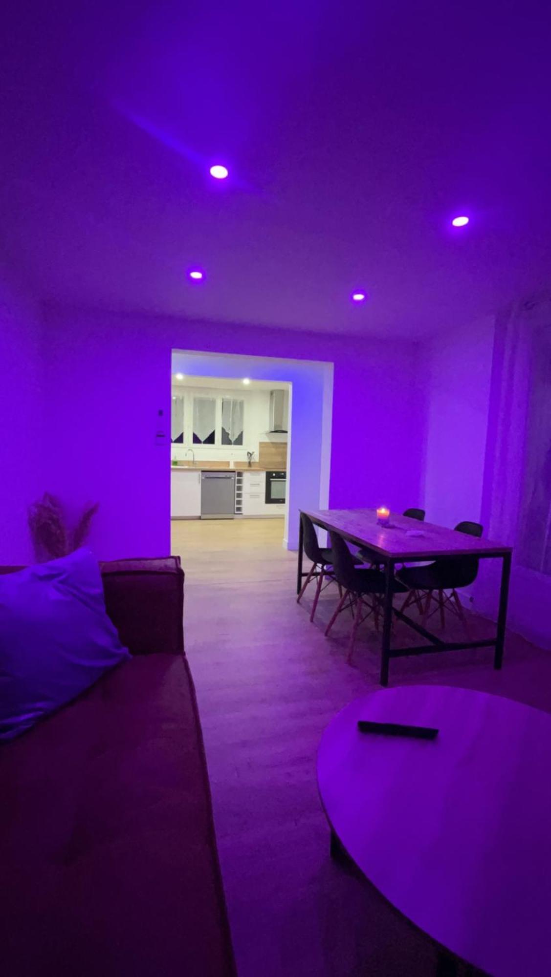 La Dream Night Apartment ปงโตล-กงโบล ภายนอก รูปภาพ